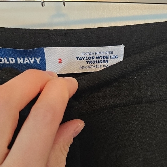 Old Navy Wide Leg Trousers - Picture 5 of 6